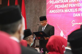 Yuspahruddin lantik 108 Majelis Pengawas Daerah Notaris