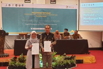 BPS Mataram melindungi 614 petugas Regsosek dengan program BPJAMSOSTEK