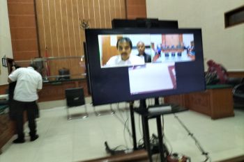 Sidang perdana eks Menpora Roy Suryo