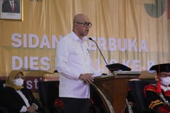 Danang Parikesit sampaikan lima strategi percepatan pembangunan infrastruktur nasional dalam dies natalis ke-8 Itera