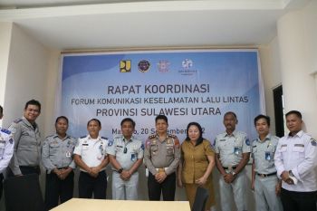 Jasa Raharja Sulut serahkan santunan Rp33,3 miliar hingga triwulan III