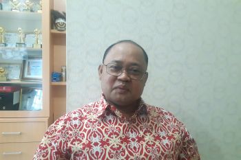 PDAM Jayapura lakukan pemasangan pipa air bawah laut tiga kampung adat