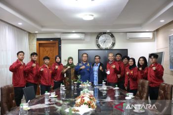 Wali Kota Makassar lepas 18 karateka untuk berlaga dalam Porprov XVII Sulsel
