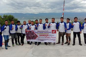 Honda Sasar Dua Perusahaan Berbagi Ilmu Safety Riding TEMA " Bangga Menjadi Generasi #Cari_aman "