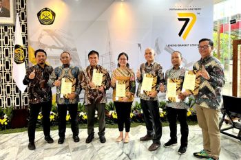 Hari Jadi Pertambangan dan Energi ke-77, PLN raih lima penghargaan di sektor ESDM