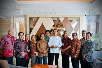 Presiden bertemu teman kuliah di Yogyakarta