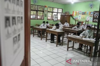 Disdikpora Bantul mendata sekolah untuk kebijakan penggabungan