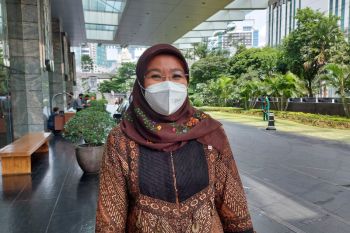 Kelangkaan vaksin COVID-19 diatasi paling lambat akhir Oktober