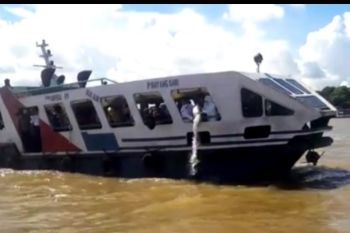 Perusahaan dan berbagai komunitas diajak tebar benih ikan di Sungai Musi