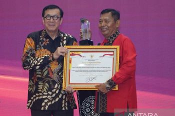 Kanwil Kemenkumham Riau raih penghargaan terbaik III Pengelola Jaringan Dokumentasi dan Informasi Hukum se-Indonesia