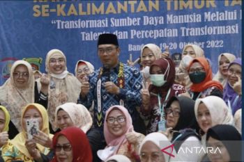 Gubernur Ridwan Kamil tularkan praktek birokrasi ke Kaltim