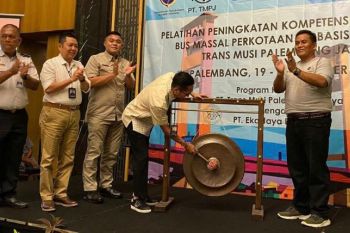 Pemkot Palembang berikan pelatihan kepada pengemudi bus