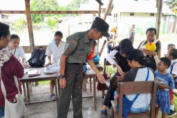 Babinsa Koramil 1708-01/BK harap posyandu bantu balita sehat