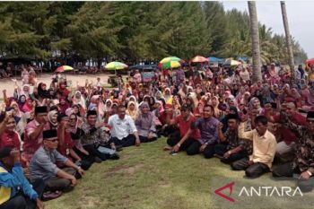 Pemkab Pessel terus fokus beri layanan masyarakat butuh bantuan