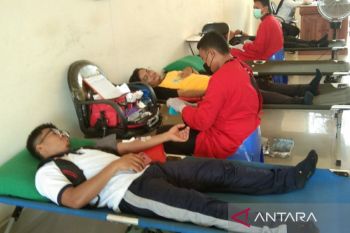 BPVP Kendari menggelar donor darah bantu ketersediaan stok di PMI