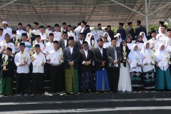 Ribuan santri di Batam ikuti upacara Hari Santri Nasional 2022