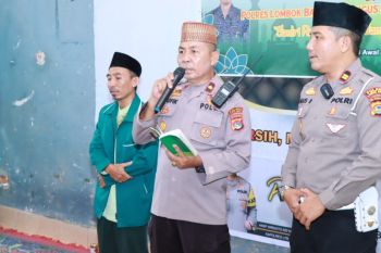 Polres Lombok Barat memanfaatkan Hari Santri gelar edukasi di ponpes