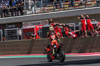 Bautista juarai Race 1 di World Superbike Argentina