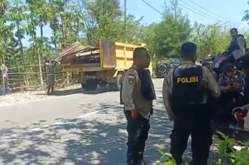Polda NTT bantah anggotanya terlibat pembongkaran rumah warga di Besipae