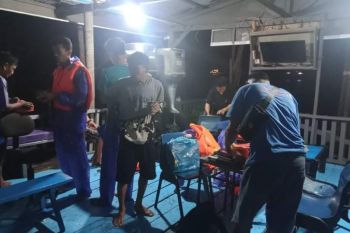 Kapal semen karam di Selat Melaka, 9 ABK selamat