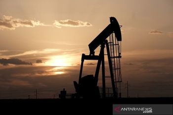 Harga minyak mentah di Asia naik, dipicu perkiraan pasokan jelang sanksi Rusia