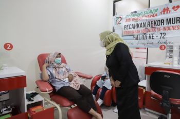 IDI Sleman menyelenggarakan donor darah massal dalam rangka HUT ke-72