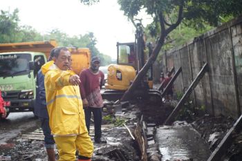 Warga diminta waspadai cuaca ekstrem