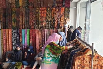 Sumsel dorong Dekranasda tingkatkan kesejahteraan pelaku UMKM