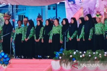 Pelajar SMA/SMK non Papua lomba membaca teks Sumpah Pemuda bahasa Biak