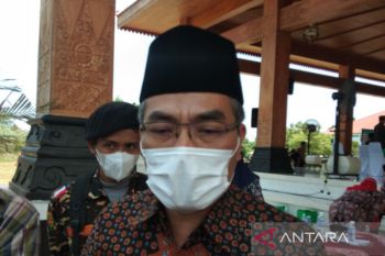Pemkab Bantul meminta petani tak jual semua panen guna jaga stok pangan