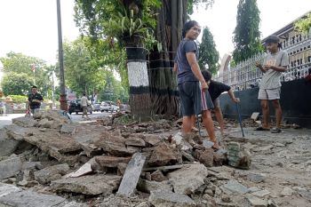 Pemkot Mataram menata pedestrian Jalan Pejanggik sambut WSBK