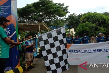 Pelaku UMKM meriahkan jalan santai Peringati HORI ke-76 di Makassar