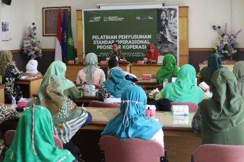 Jadi mitra DinkopUKM Jateng, UMP komitmen kuatkan ekonomi rakyat