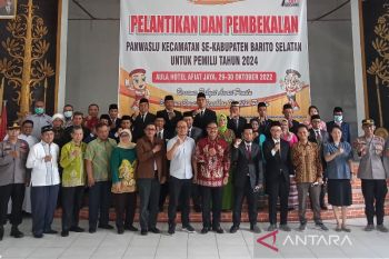 Ketua Bawaslu Barsel: Semua anggota panwaslu kecamatan bukan pengurus parpol