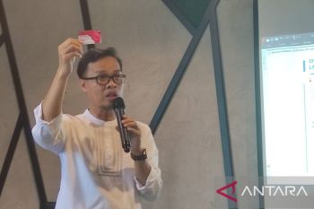Pengelola LRT Sumsel terbitkan kartu pembayaran elektronik edisi Sumpah Pemuda