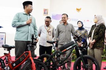 Kemenperin bersama Pemprov NTB luncurkan purwarupa sepeda listrik buatan IKM