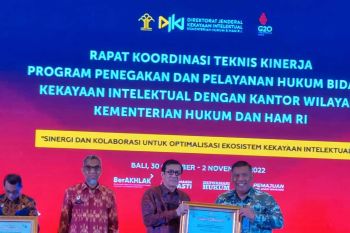 Membanggakan, Kakanwil Kemenkumham Sumbar bawa dua penghargaan nasional ke "Ranah Minang"