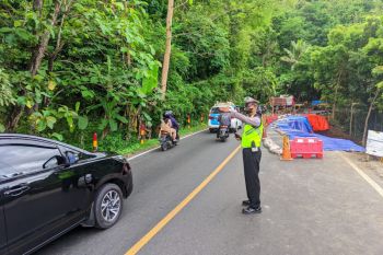 Jalan Yogayakarta-Wonosari longsor, Polres Bantul rekayasa arus lalu lintas