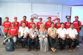 Semen Padang Latih Tukang di Pasbar Gunakan Sepablock