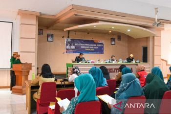 DP3AP2KB Luwu Utara latih kader PKK dan KB pengasuhan positif berbasis hak anak