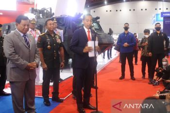 Jokowi to call three G20 leaders to confirm summit attendance