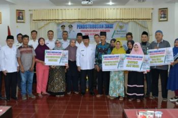 Baznas Agam salurkan ZIS Rp172,85 juta untuk 75 mustahik