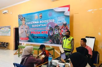 Polres Lombok Utara menggelar vaksinasi penguat di semua kecamatan