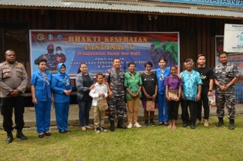 Jelang hari pahlawan Lantamal X Jayapura gelar bakti kesehatan anak