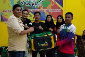 Kontingen Kabupaten Bengkalis terima perlengkangpan Porprov X Kuansing