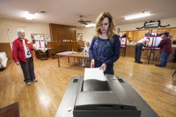 Mencermati pemilu sela Amerika Serikat