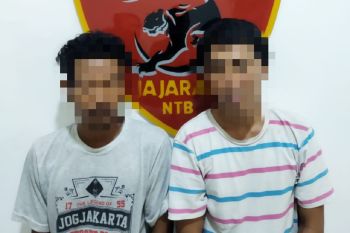 Apes! kalung seorang wanita di Sumbawa digondol pria kenalan medsosnya