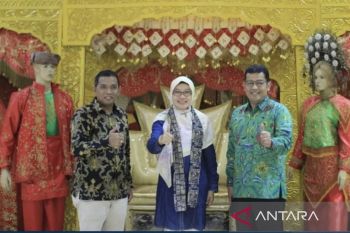 Kafilah Provinsi Kaltim targetkan juara MTQ Korpri di Kota Padang