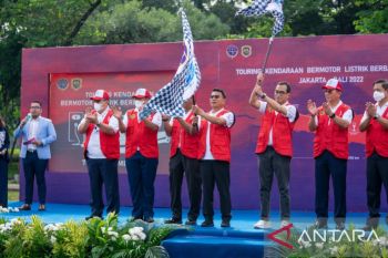 Moeldoko : Pemerintah sedang mengkaji insentif untuk konversi ke kendaraan listrik