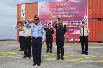 Kemenkumham Sulsel gelar operasi gabungan di Pelabuhan Makassar